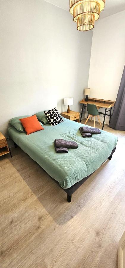 Aux Clefs Des Sacres - Le Barbatre Apartment แร็งส์ ภายนอก รูปภาพ